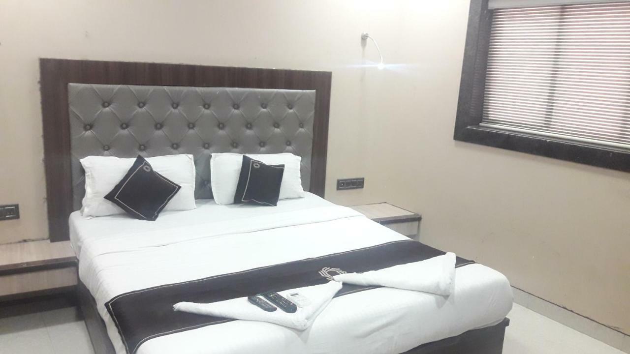 Shine Hospitality Hotel Bombaj Zewnętrze zdjęcie