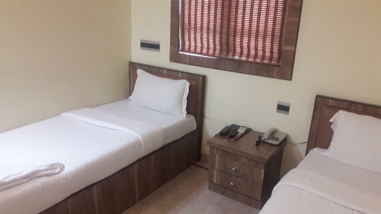 Shine Hospitality Hotel Bombaj Zewnętrze zdjęcie